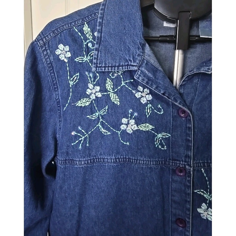 Erika & Co. Women's XL Embroidered Button-Down Denim Shirt Long Sleeve Floral - Picture 2 of 9